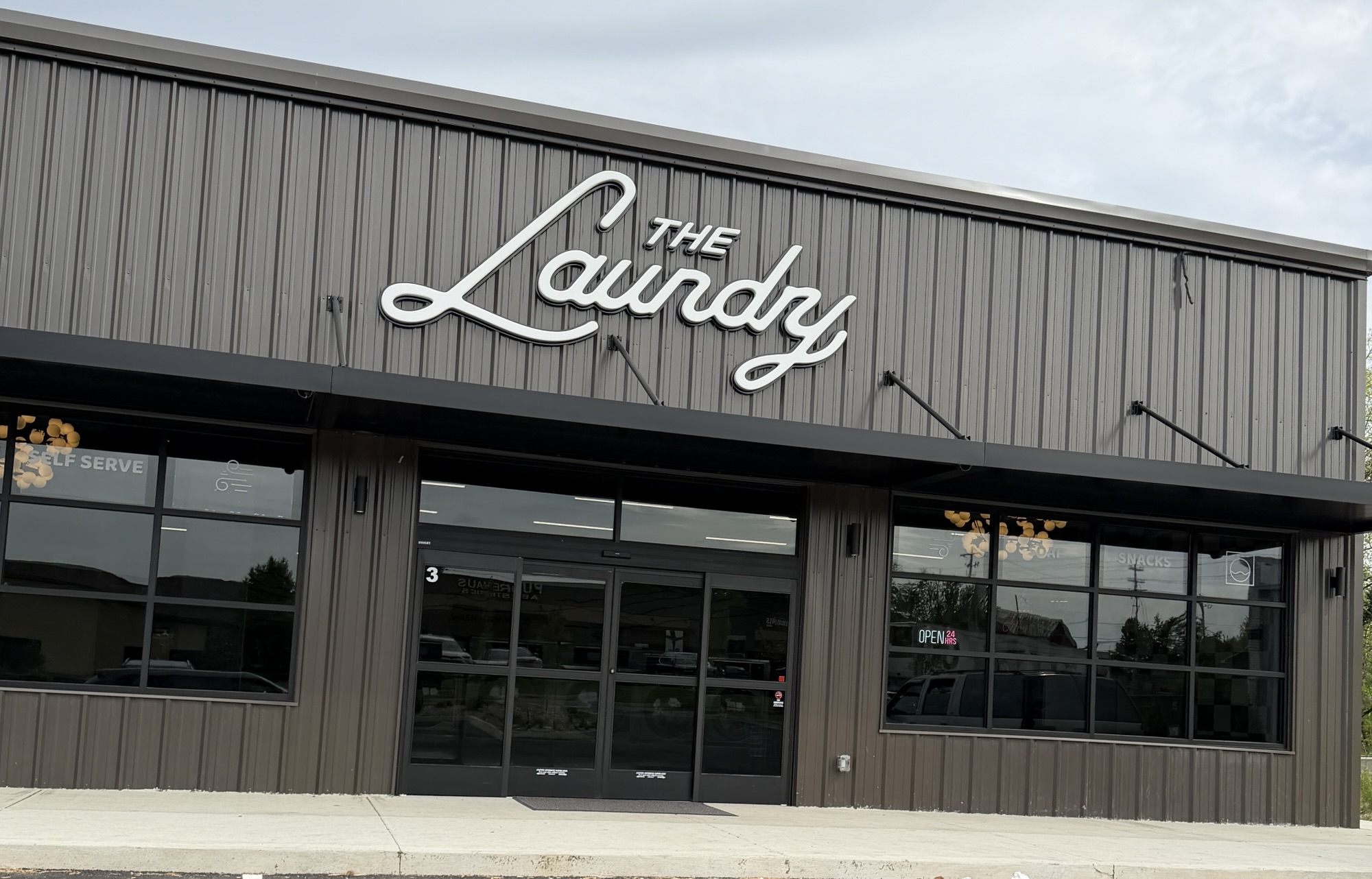 「lundi store 」 Fresh and Clean: The Laundry Opens in Sevierville – Out and About